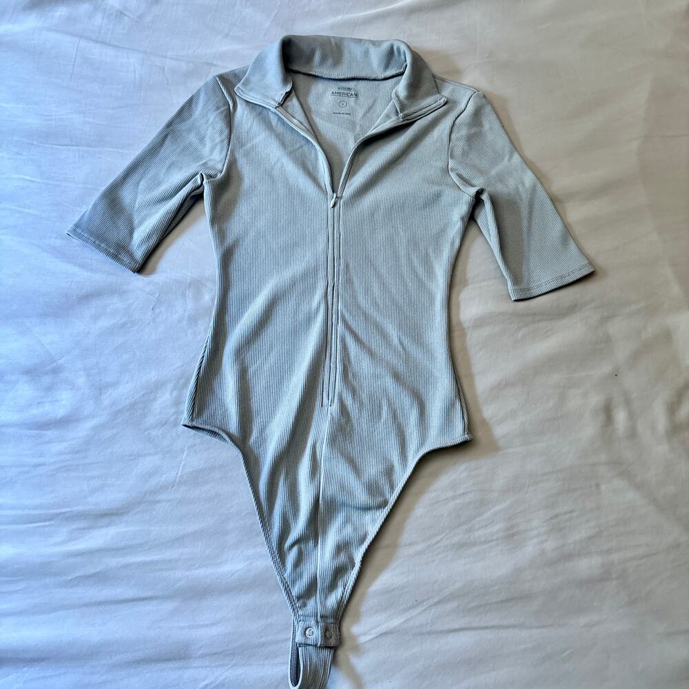 Good American Ribbed Knit Zip Polo Short Sleeve Bodysuit Gray Size 2